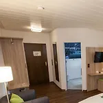 斯普林赫尔斯特思酒店 酒店 3*