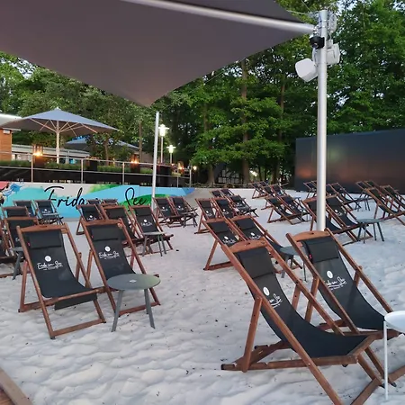 Am Springhorstsee 3*