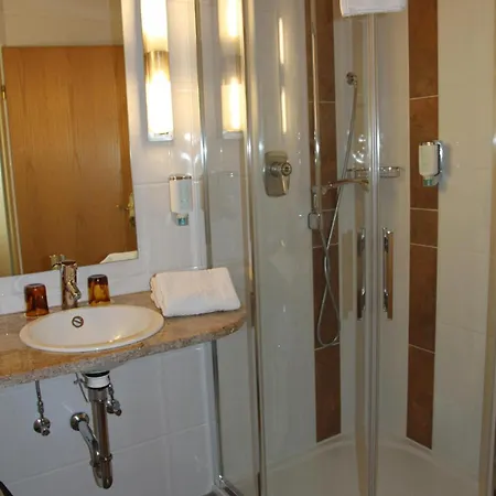 Am Springhorstsee 3* Гроссбургведель