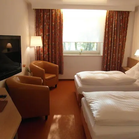 Am Springhorstsee Отель 3*